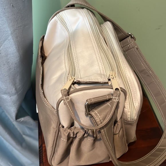 Carter’s Baby Diaper Bag Mommie double zipper multi pockets EUC - Picture 5 of 14